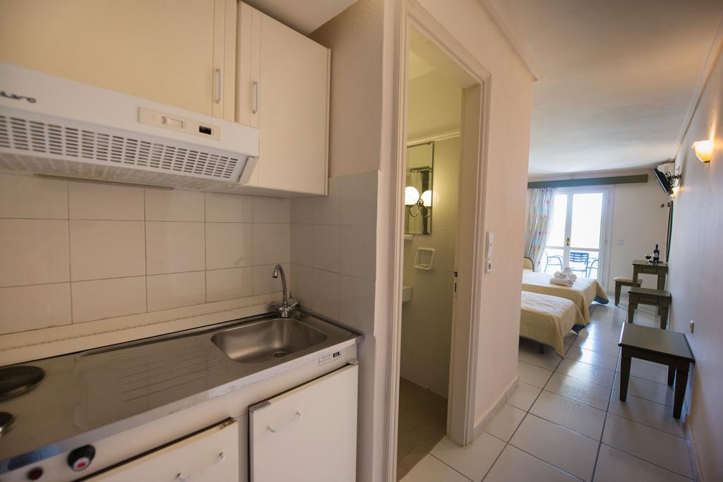 Hotel Niras Нідрі Екстер'єр фото