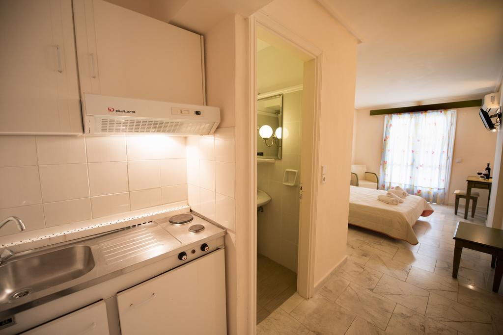 Hotel Niras Нідрі Екстер'єр фото