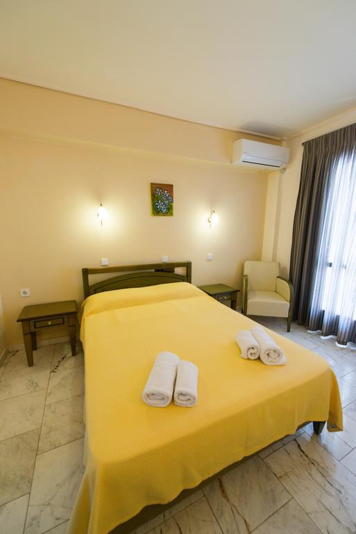 Hotel Niras Нідрі Екстер'єр фото