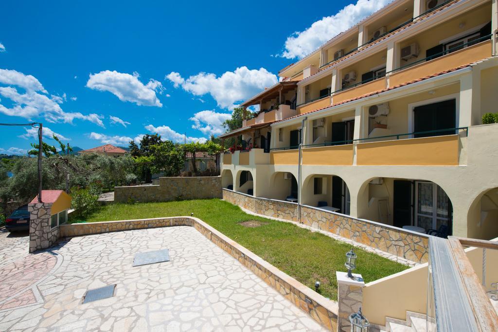 Hotel Niras Нідрі Екстер'єр фото